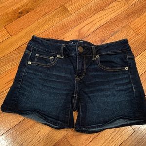 American Eagle Shorts Size 4